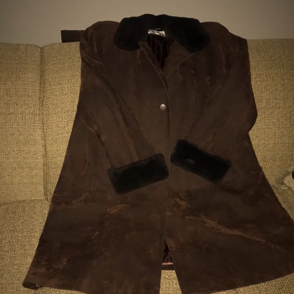 Ladies brown suede coat with faux fur coat. Size 15/16. See details in desc. - Picture 1 of 5